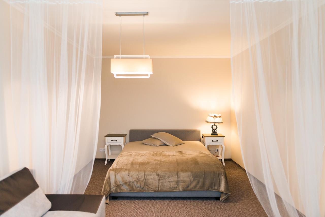 Cozy Apartment In 采西斯 外观 照片